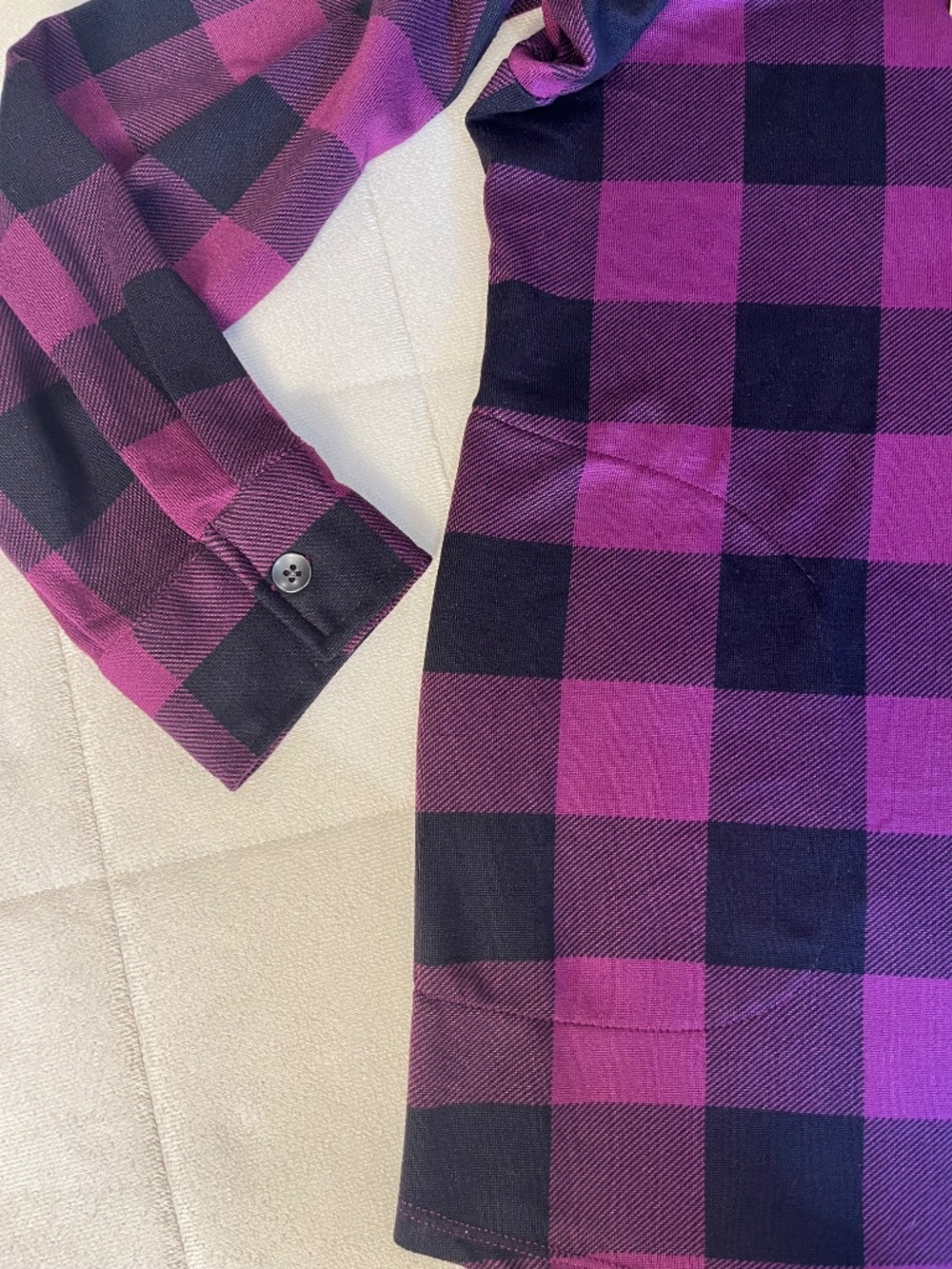Super Soft, Belle by Kim Gravel Buffalo Plaid Tunic Top Pink Black Button Front - Picture 9 of 10